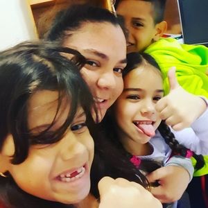 Meet your Posher, Danaisi